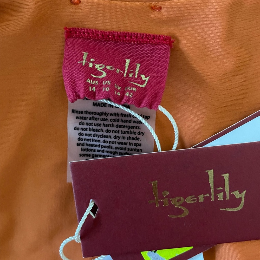 BNWT Tigerlily Bikini - Picture 3 of 5